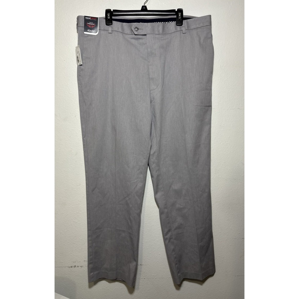 Roundtree & Yorke TravelSmart Men's 42x32 Gray Classic Fit Flat Front Dress Pant